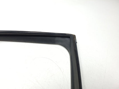 09-14 Hyundai Genesis Rear Door Vent Glass Passenger Side Right OEM Sedan