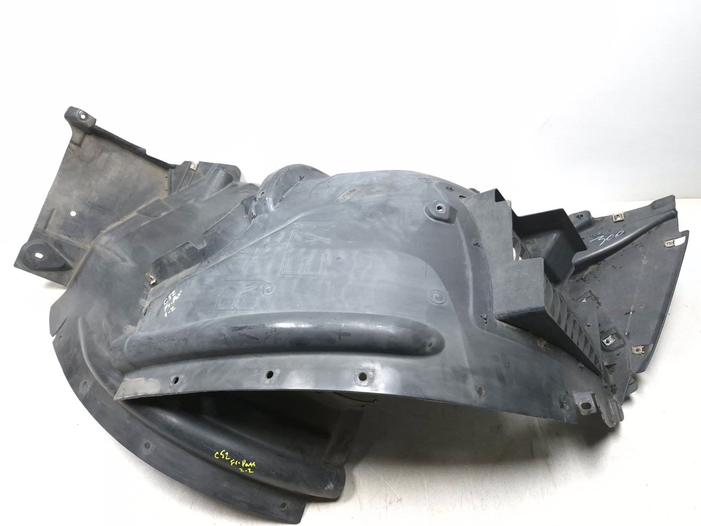 2008 BMW X6 Xdrive50i Front Left & Right Fender Liner 4 Pcs OEM