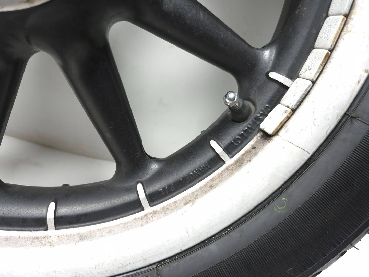 2002 - 2007 Harley-davidson Touring Electra Glide Front Rear Wheel Rim & Tire