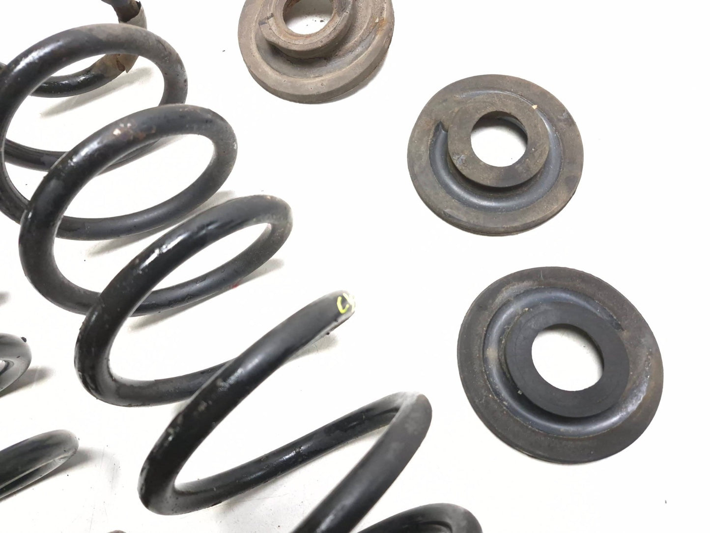 2011 Volkswagen Tiguan 2.0l Rear Coil Spring Left & Right Pair OEM