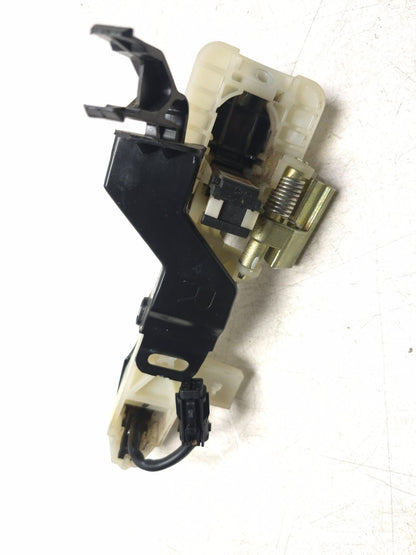 2013 Hyundai Genesis Exterior Door Handle Front Passenger Side Right OEM