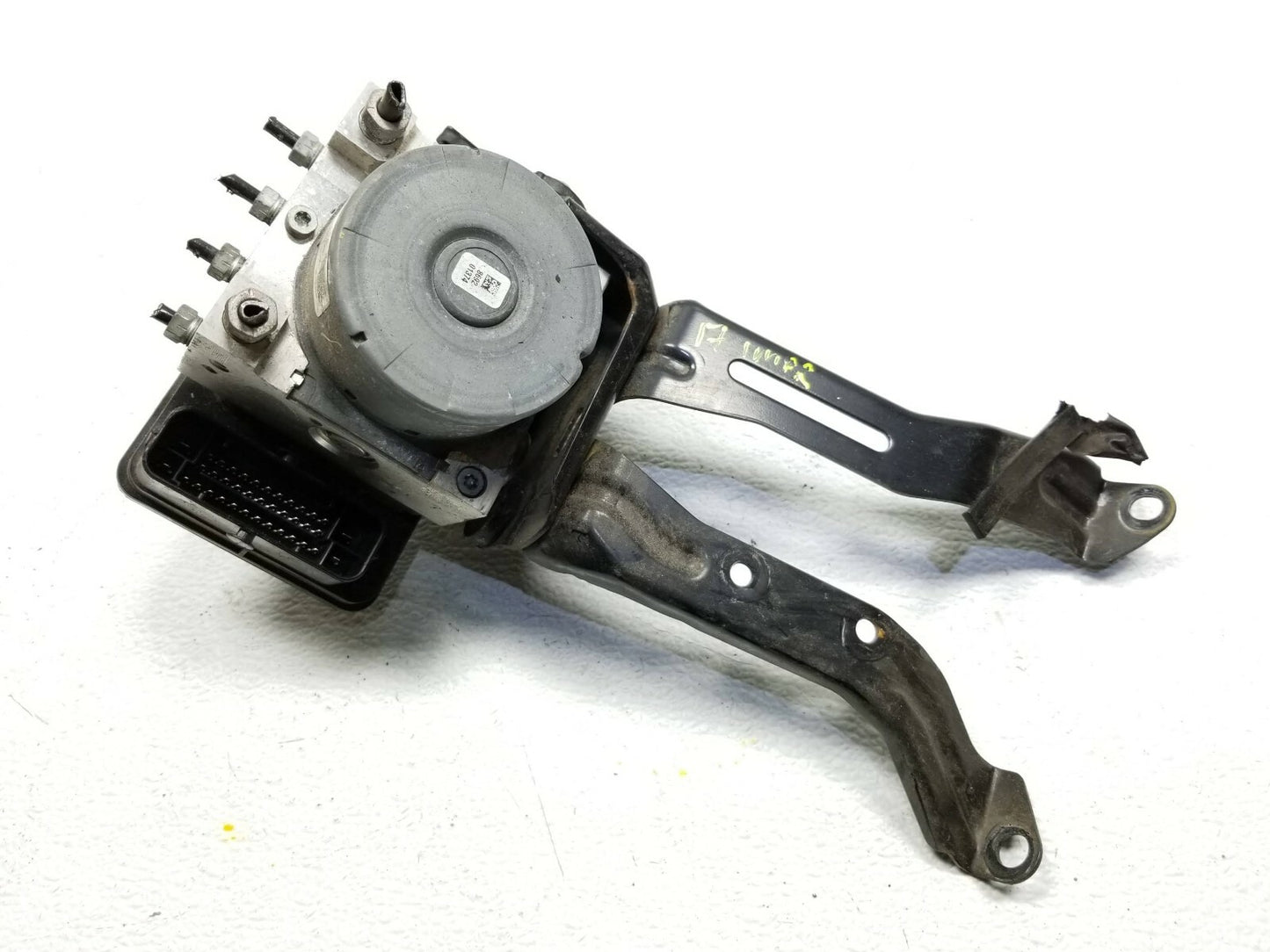 2017 Subaru Impreza Sport ABS Anti Lock Brake Pump OEM