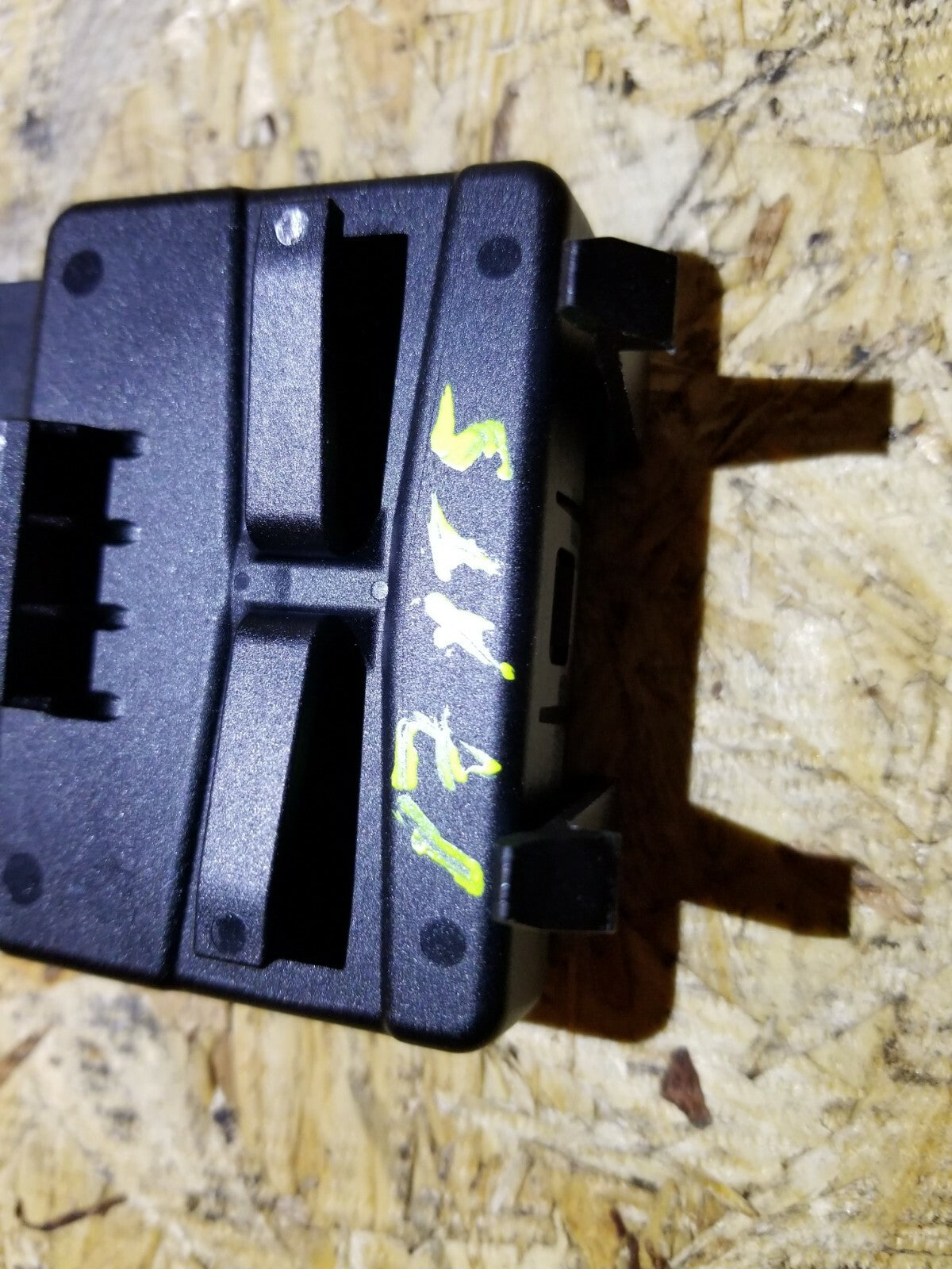 2017 Cadillac Xt5 Keyless Entry Receiver Module OEM