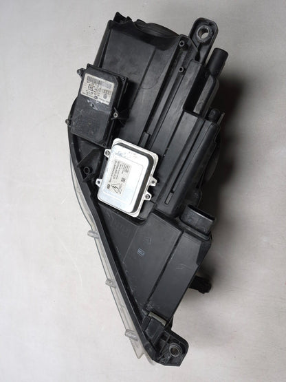 2011 Volkswagen Tiguan Headlight Left & Right Xenon OEM
