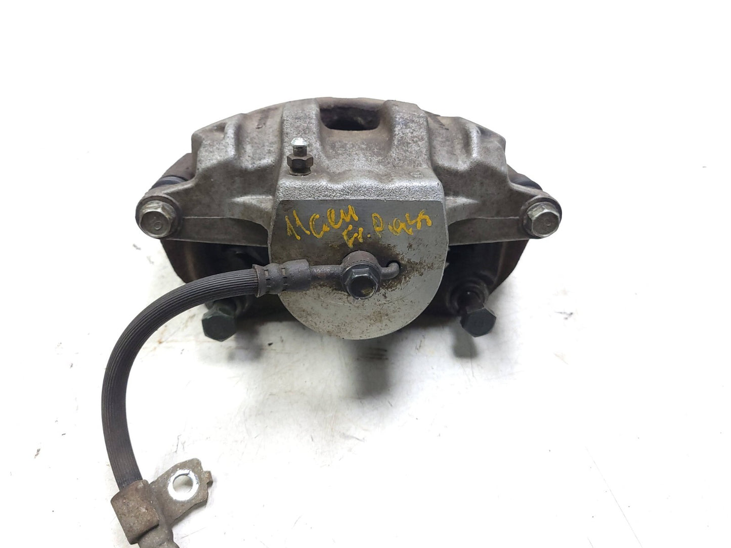 2011 Hyundai Genesis Coupe Brake Caliper Front Left & Right Pair OEM