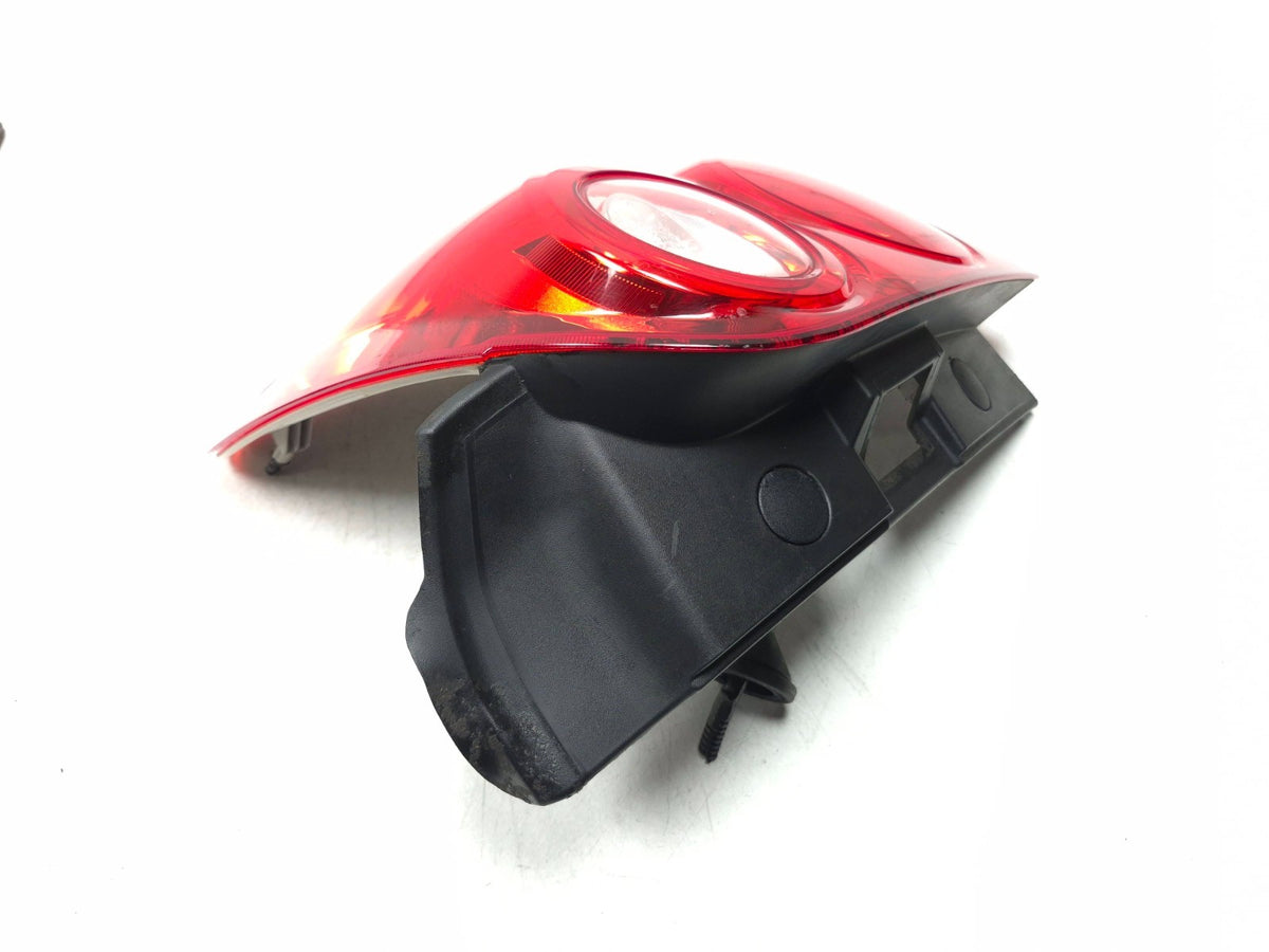 2010 Chevrolet Equinox Tail Light Lamp Left & Right OEM