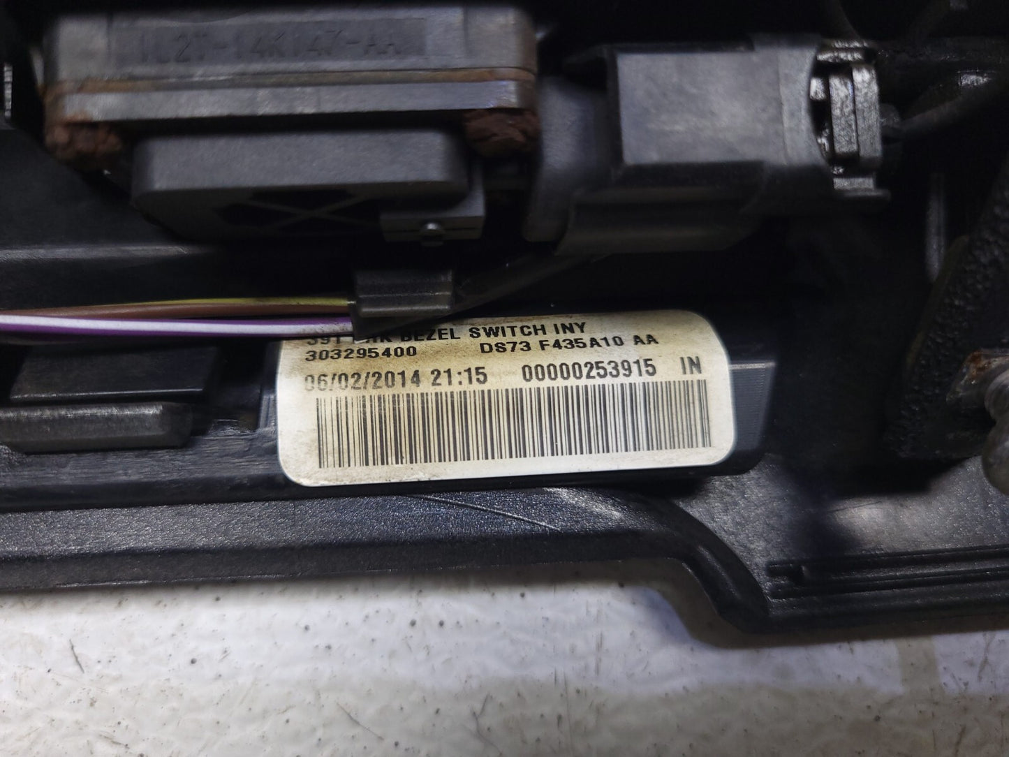 2014 Ford Fusion Rear Trunk Deck Lid Trim Molding OEM