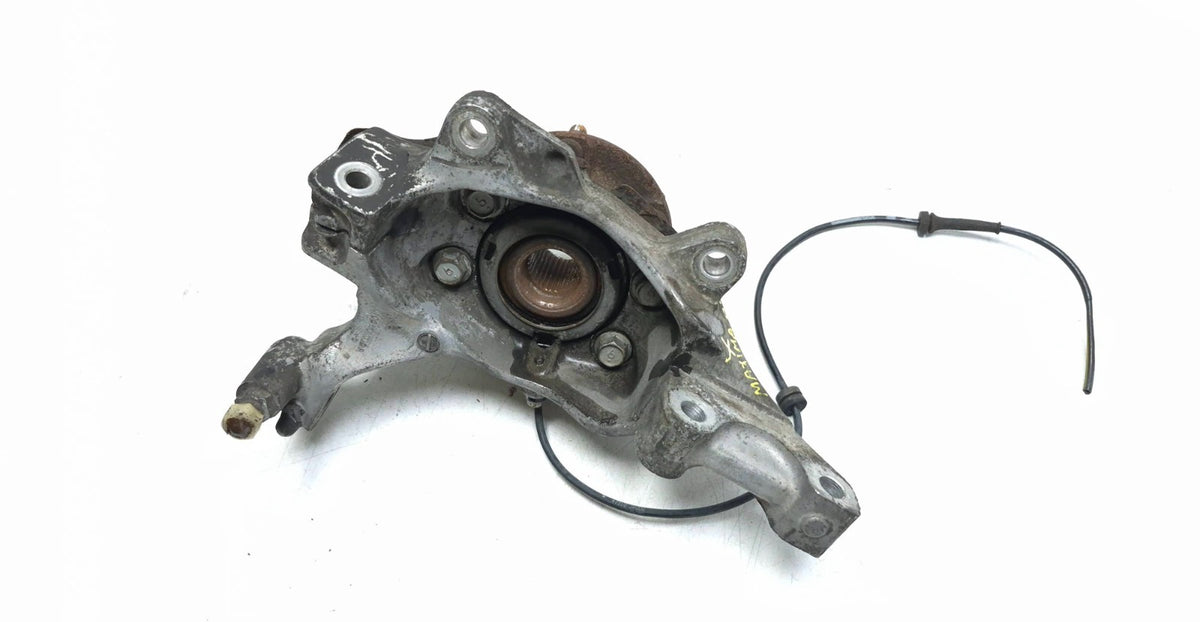 2004 Nissan Maxima Front Spindle Knuckle W/hub Right Passenger Side OEM