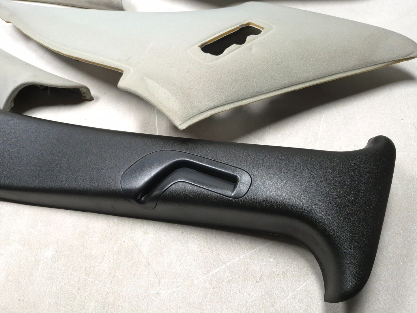 2007 Saab 9-5 Aero A-pillar & B-pillar & C-pillar Molding Trim Kit OEM