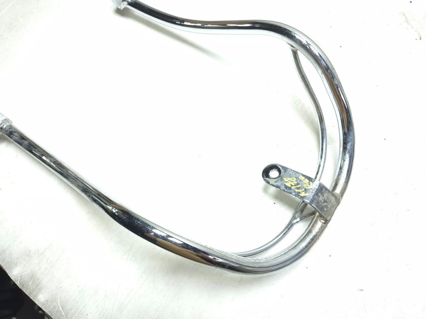 2001 Kawasaki Vulcan 1500 Vn1500 Classic Rear Fender Guard Bar OEM
