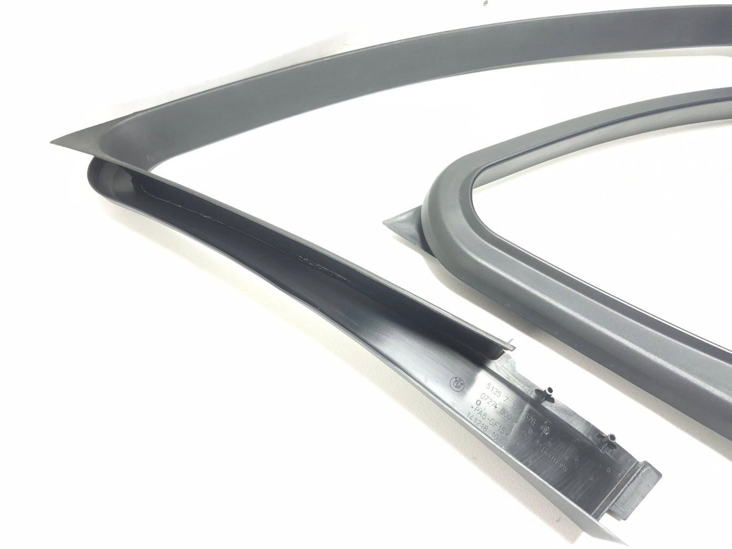2011 BMW 750li Front Door Window Frame Trim Cover Left & Right 2pcs Oem✅
