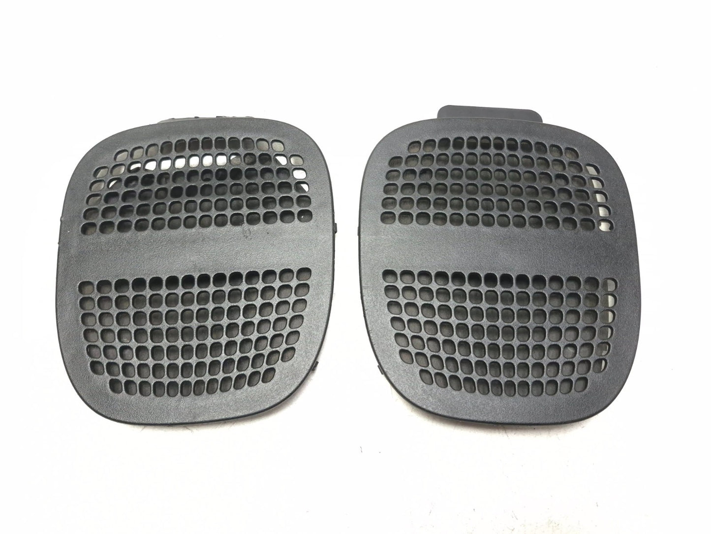 2014 Fiat 500l Quarter Panel Lower Speaker Cover Trim Left & Right OEM