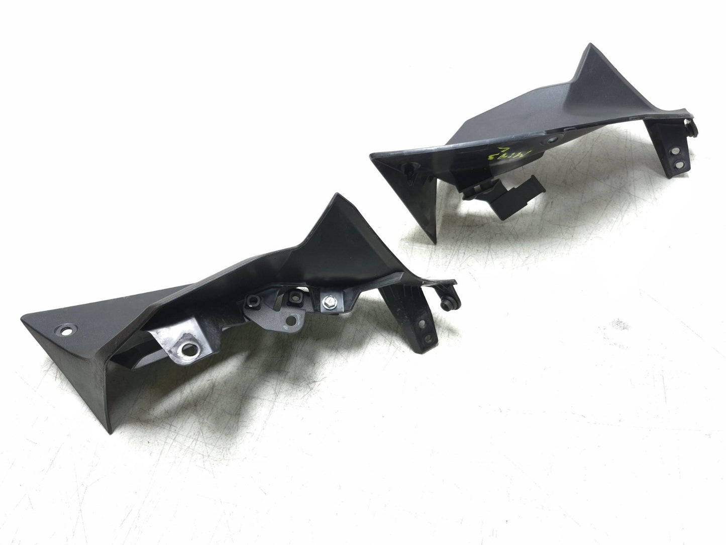 2019 Kawasaki Z400 Er400d Front Inner Shroud Cover Left & Right Pair OEM