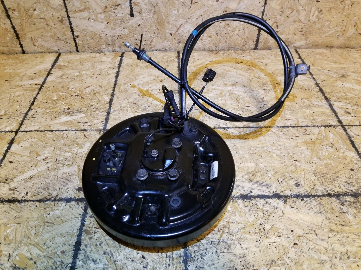 2017 Nissan Sentra Rear Wheel Hub & Brake Drum Assy Left Driver Side OEM