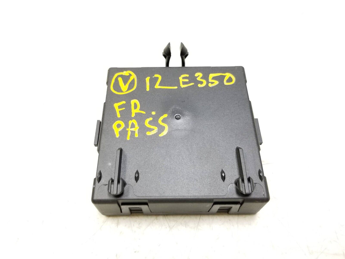 10-16 Mercedes W212 E350 E500 Door Control Module Front Passenger Side Right OEM