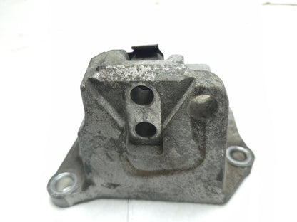 2019 Hyundai Kona Automatic Transmission Mount Bracket OEM