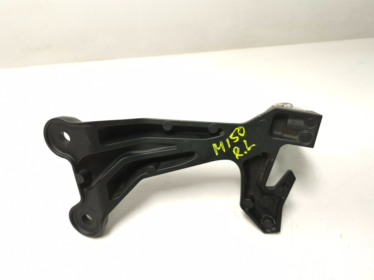2022 Kawasaki Ninja 650 Ex650 Rear Foot Peg & Bracket Left OEM