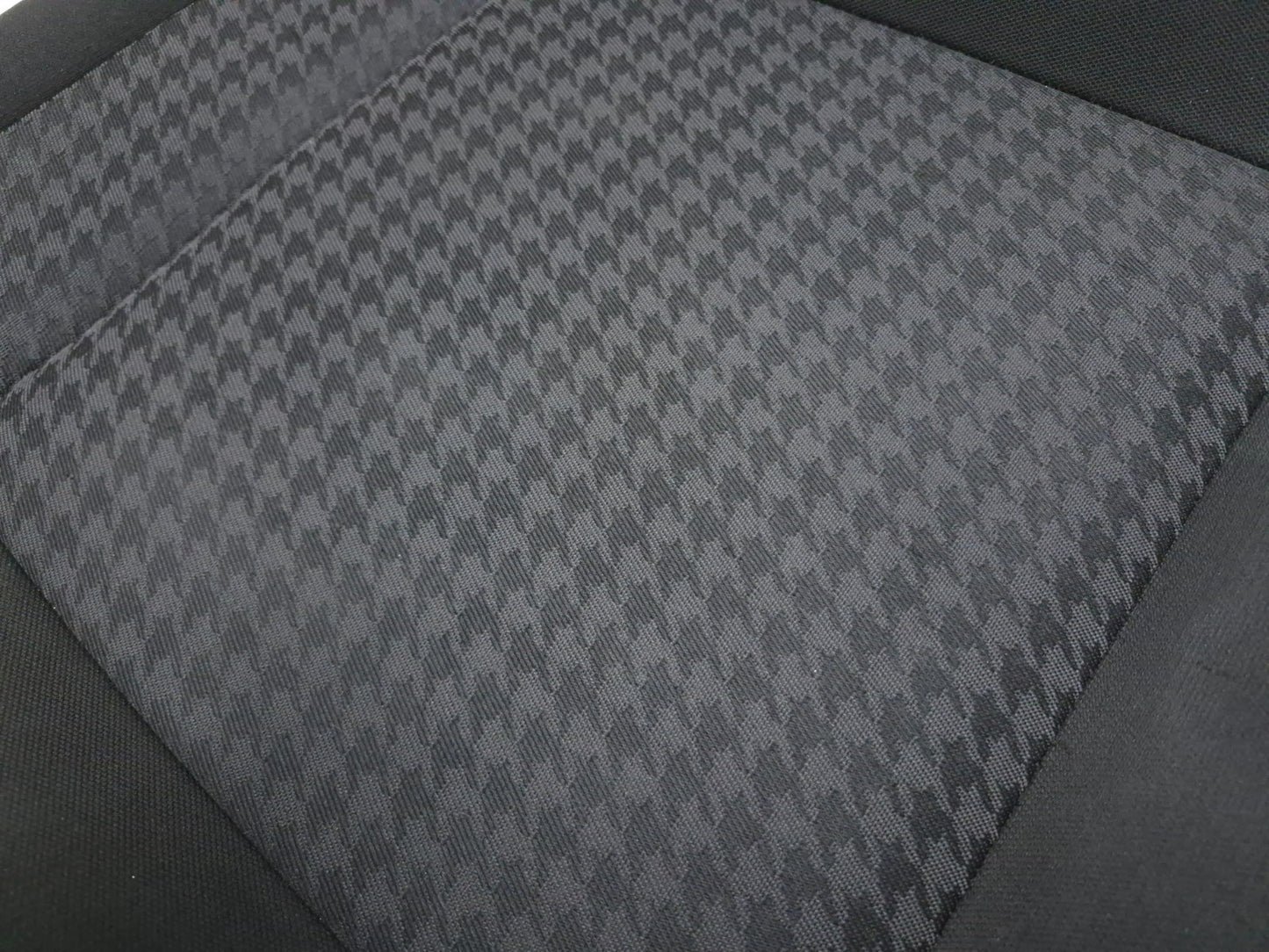 2020 Dodge Challenger Front Right Passenger Seat Cushion Bottom Lower OEM