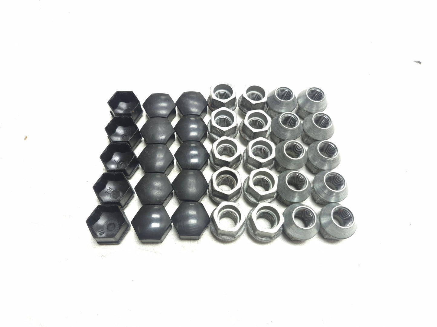 2019 Tesla Model 3 Wheel Lug Nut & Cap 20pcs OEM