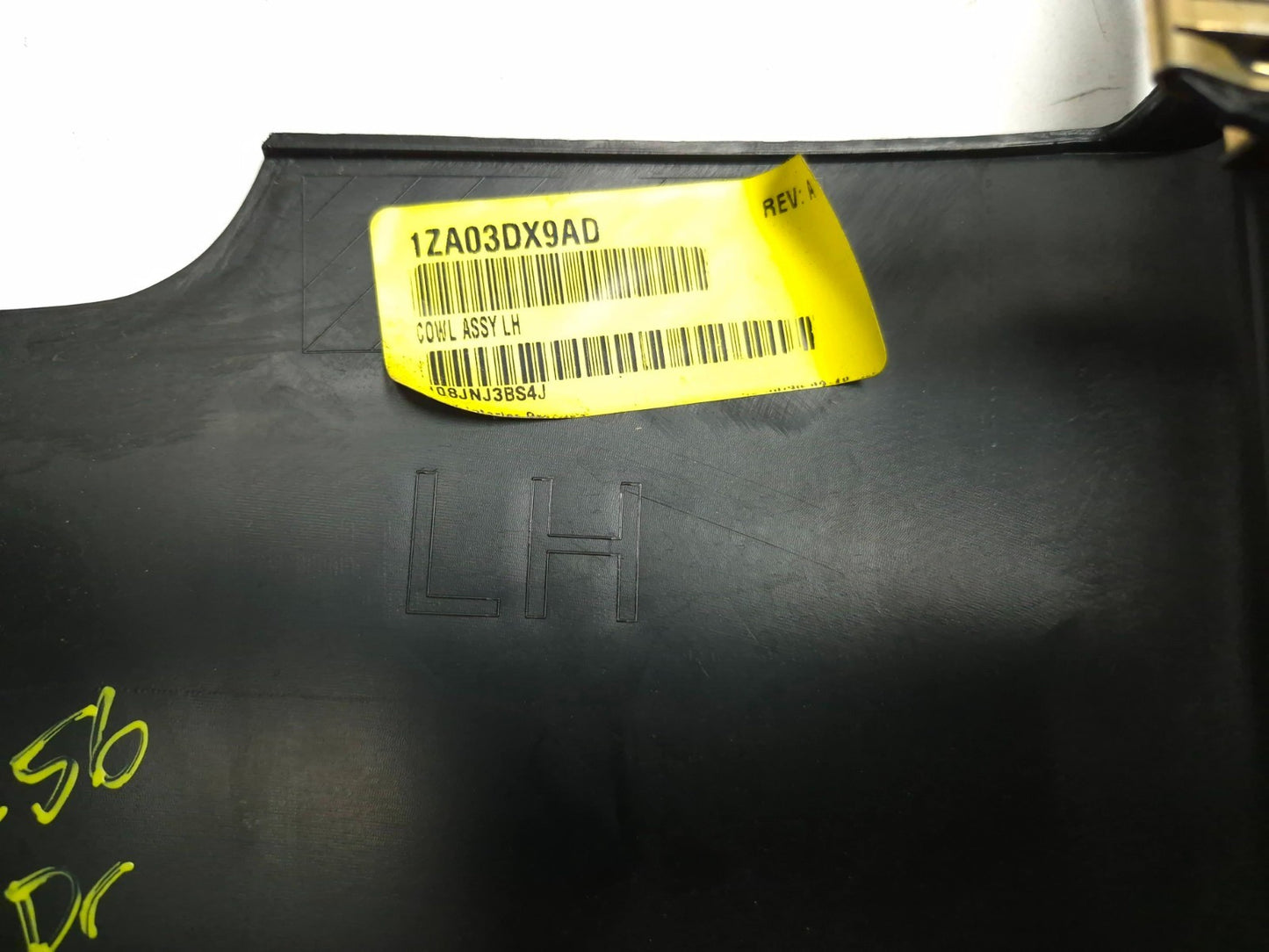 2020 Dodge Challenger Door Sill Scuff Plate & Dash Trim Panel 5 Pcs OEM