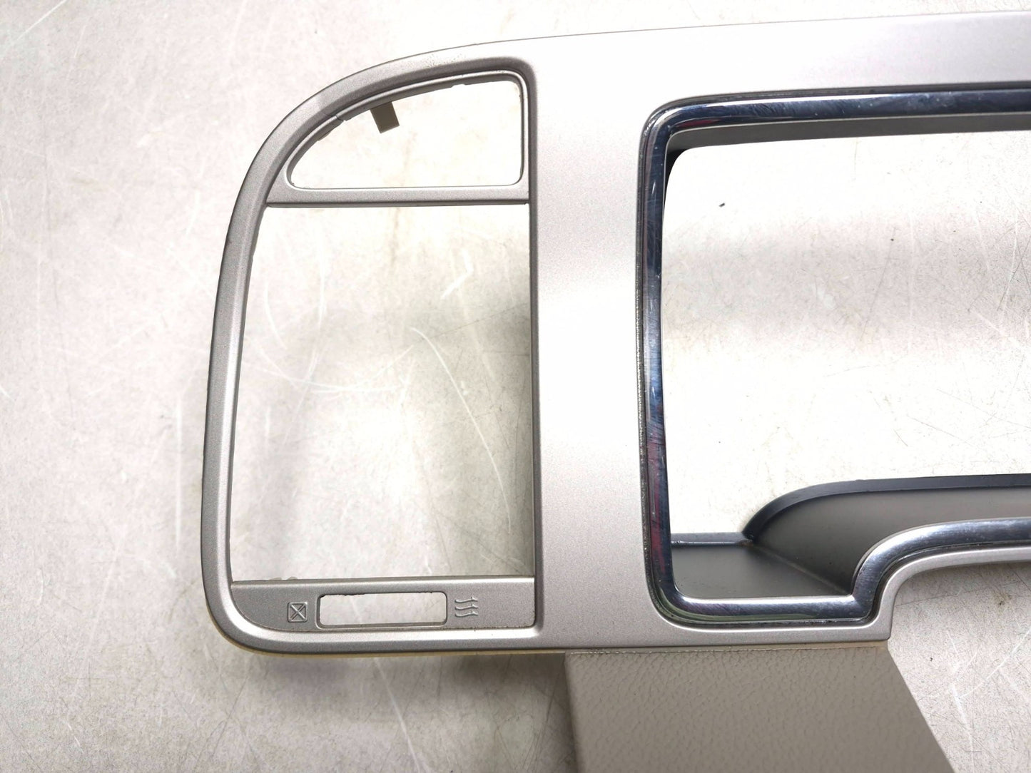 2008 Lincoln Navigator Dash Speedometer Cluster Bezel Trim  OEM