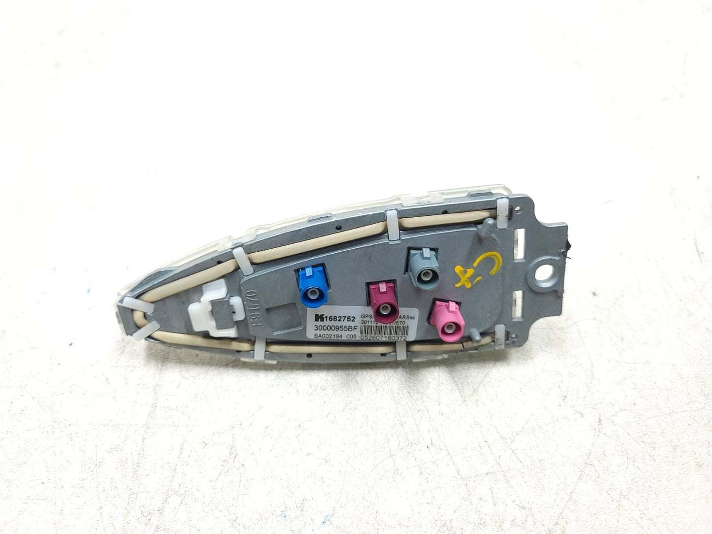 2007 - 2013 BMW E70 X5 Roof Shark Fin Antenna OEM