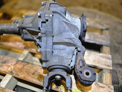 2013 Cadillac Escalade Front Differential Carrier 3.42 OEM