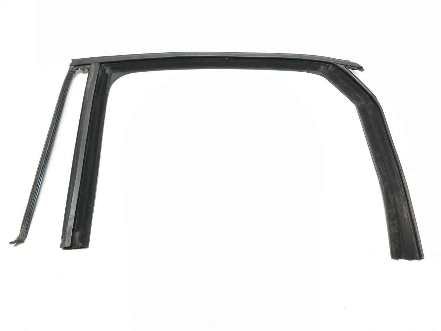 2014 Fiat 500l Door Weatherstrip Rear Driver Side Left OEM