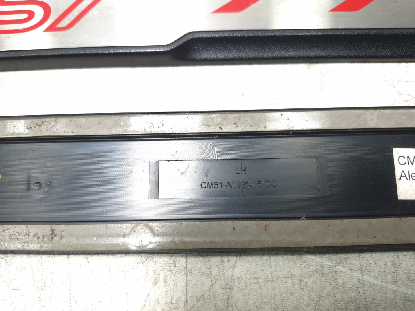 2013 Ford Focus Front Door Sill Scuff Plate Left & Right 4 Pcs OEM
