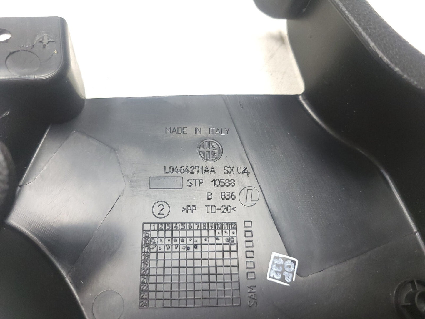 17- 23 Alfa Romeo Stelvio Seat Side Trim & Guide Sleeve Front Passenger Side OEM