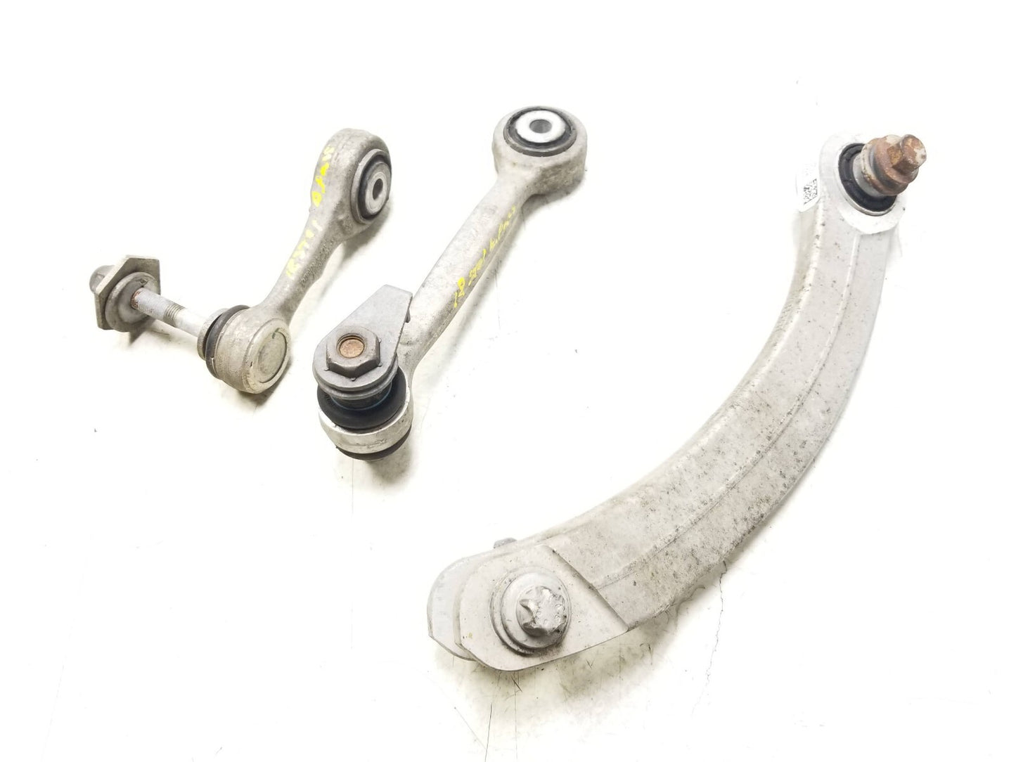 2017-2023 Alfa Romeo Stelvio Rear Control Arm Passenger Side Right Set 4pcs OEM