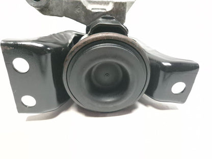 2011 Nissan Juke Engine Mount OEM