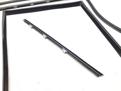 07-13 BMW E70 X5 Door Window Chanel Trim & Seal Rear Passenger Side Rh 4pcs OEM