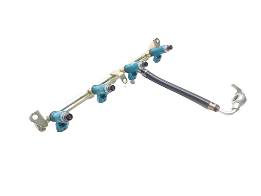 2004 - 2007 Honda Cbr1000rr Fuel Rail & Injectors W/ Hose OEM