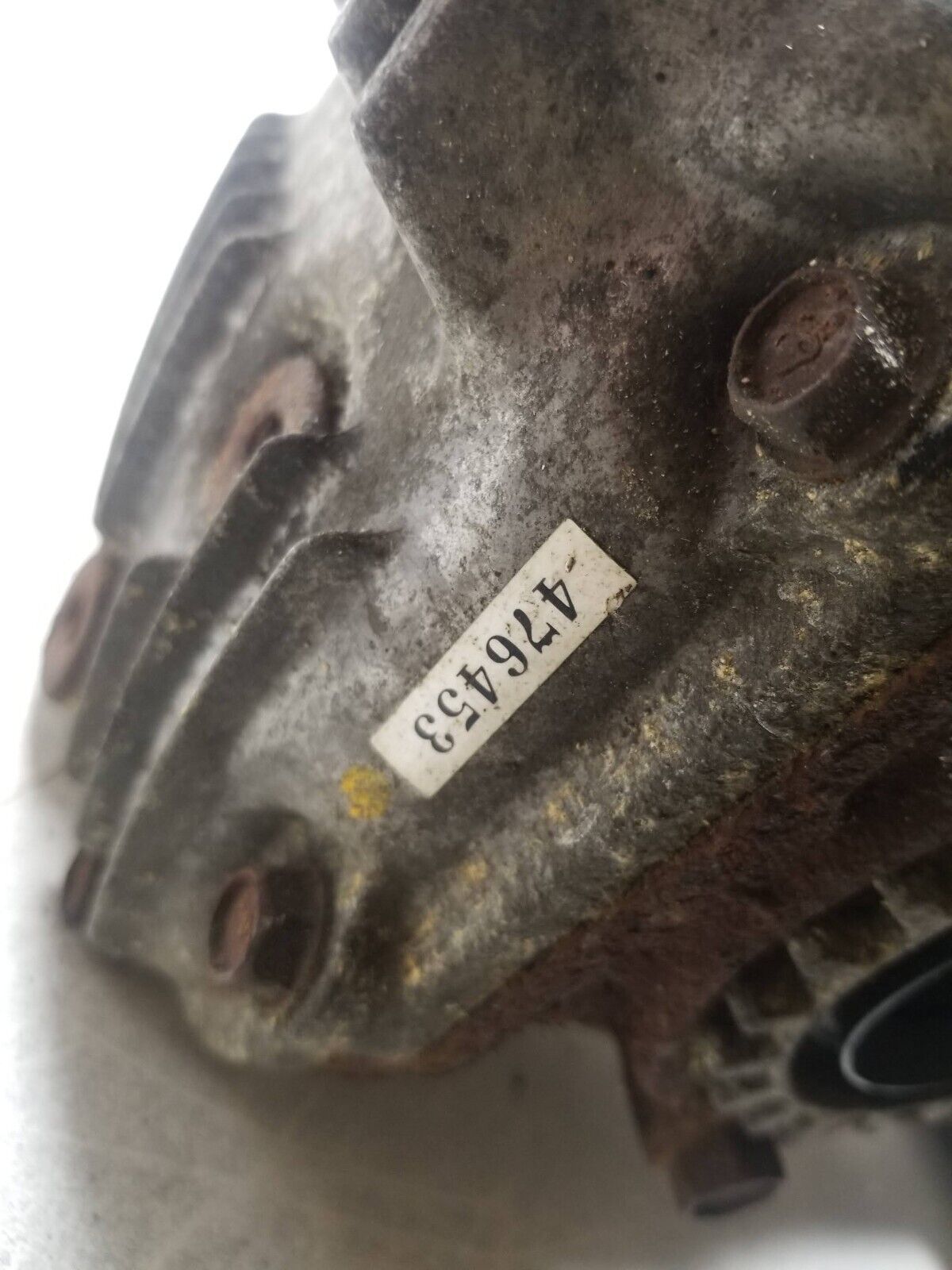 2010 - 2014 Subaru Legacy Rear Differential Carrier 2.5l OEM