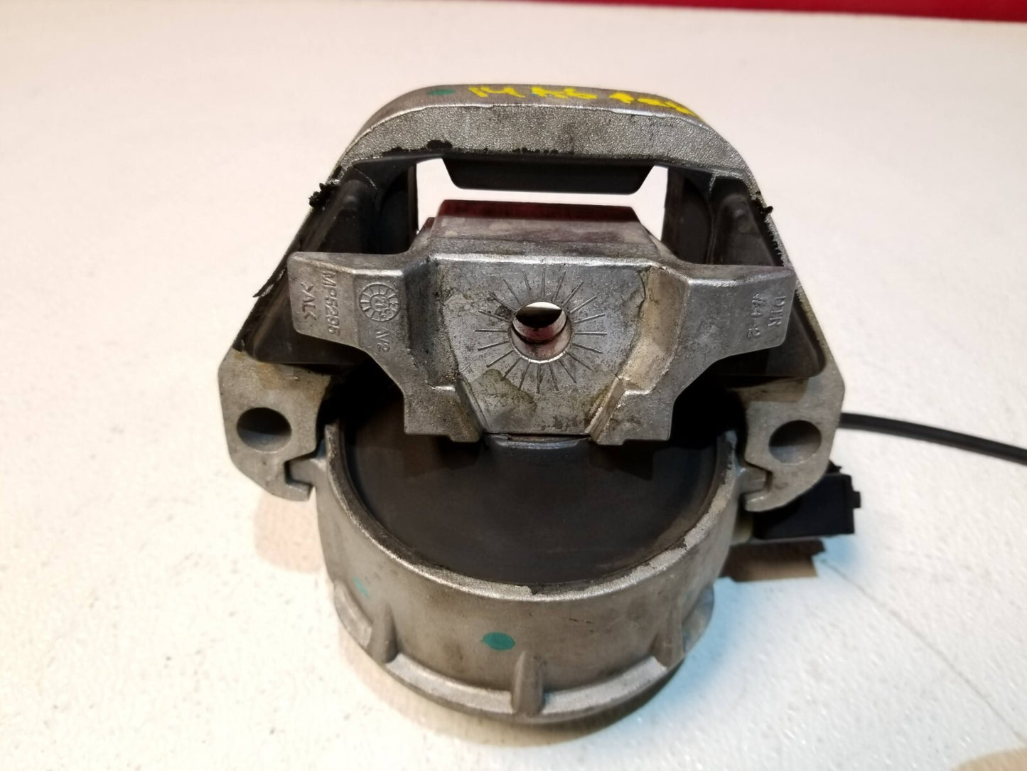 2014 Audi A6 Engine Hydraulic Mount Support Bracket Right Passenger Side 3.0 OEM