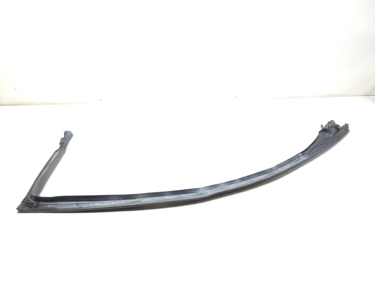 2009 - 2013 Hyundai Genesis Coupe Upper Door Glass Weatherstrip Left & Right OEM