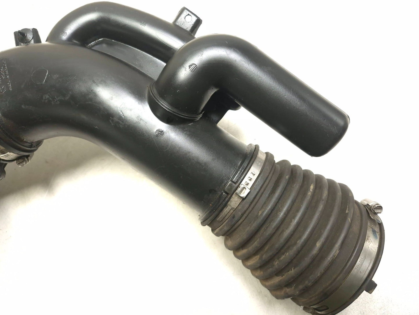 2017 Dodge Journey Air Intake Tube Resonator 3.6l OEM