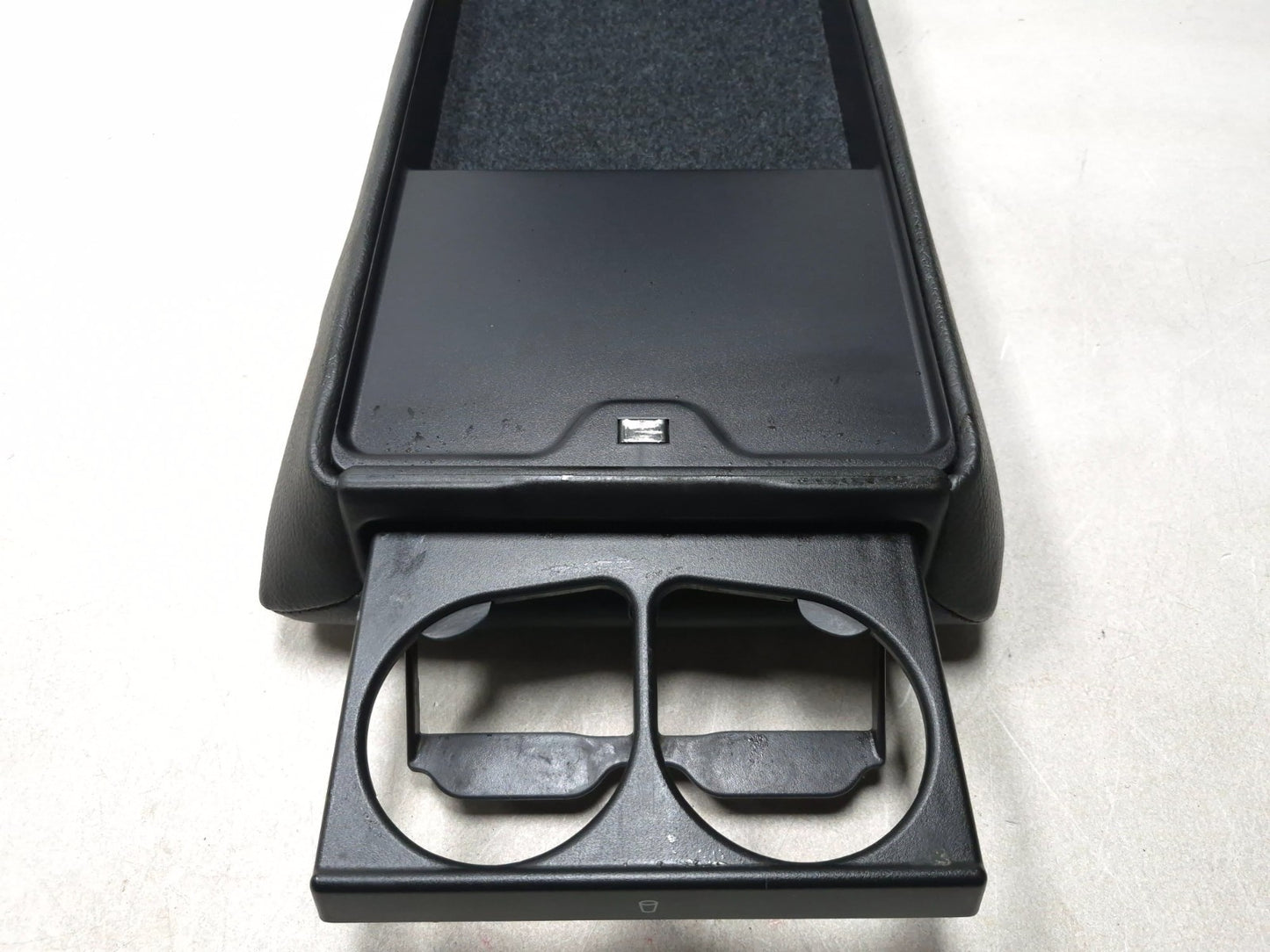 2007 Saab 9-5 Center Armrest OEM