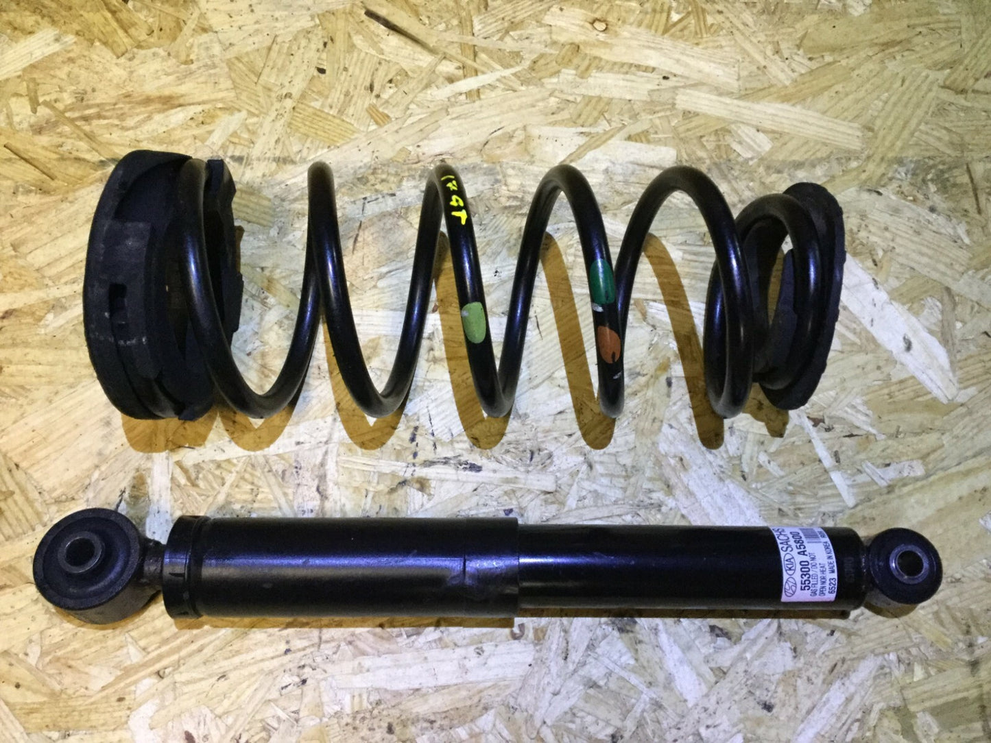 14 15 16 17 Hyundai Elantra Gt Rear Shock Strut & Coil Spring OEM 35k Miles