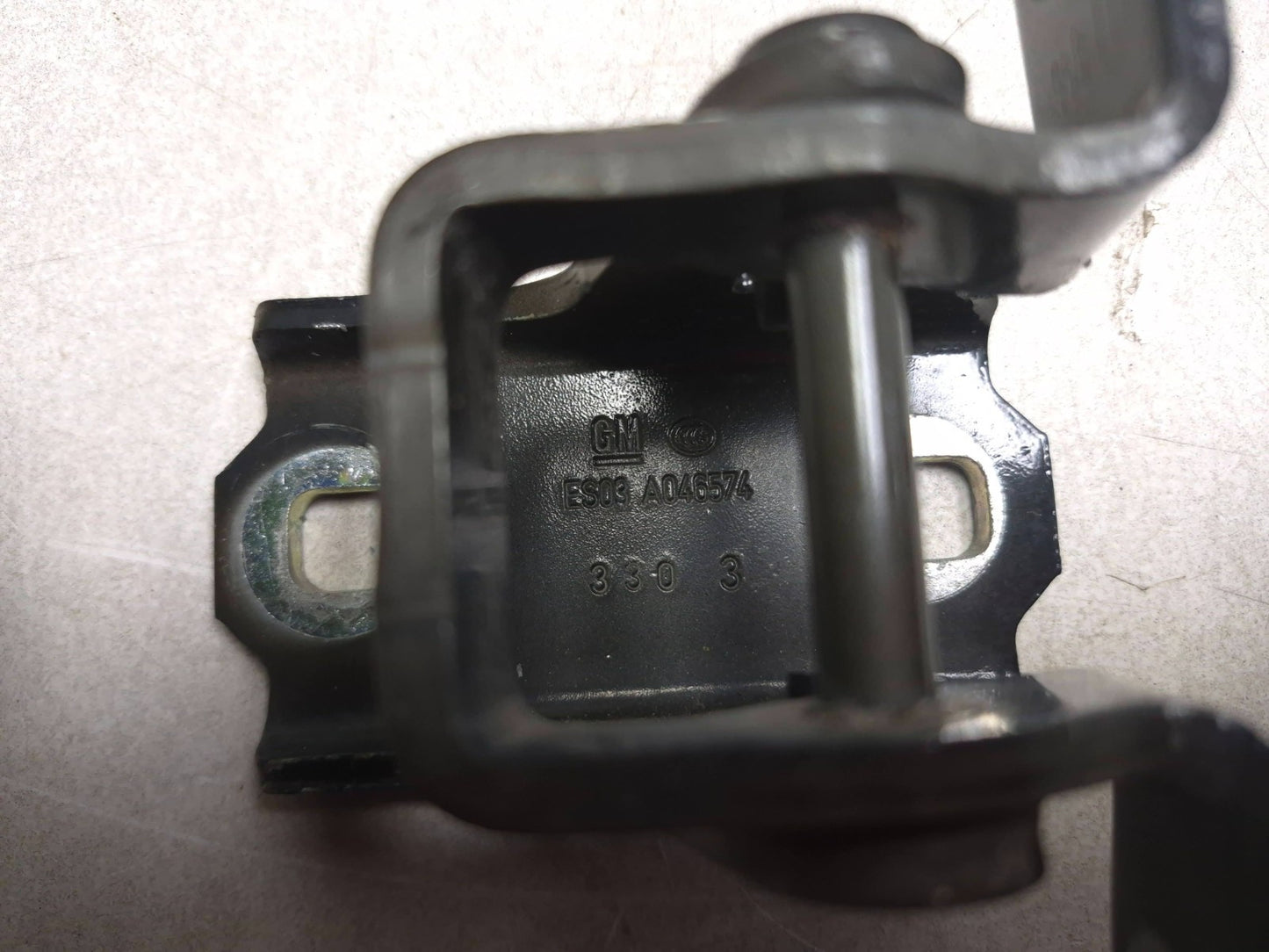 2014 Buick Regal Rear Door Hinge Set W/ Bolts And Striker OEM