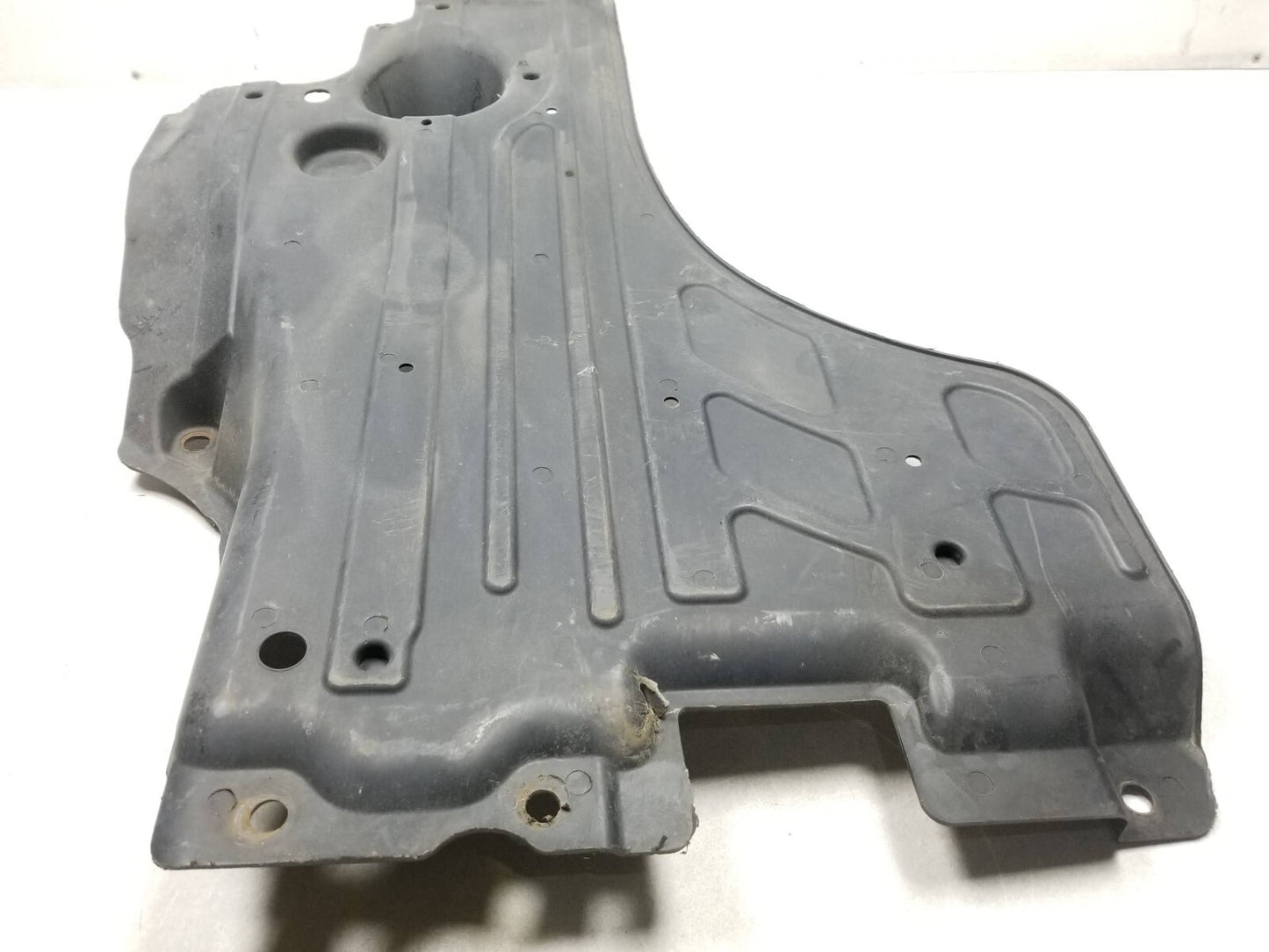 2010 Volvo XC60 Fuel Tank Splash Heat Shield 2pcs OEM