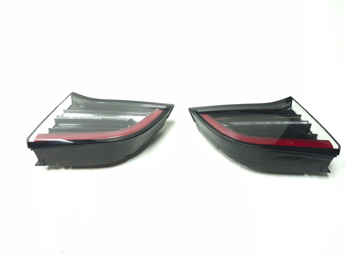 2022 Tesla Model 3 Rear Taillight Inner Left & Right 1502089-00-b OEM