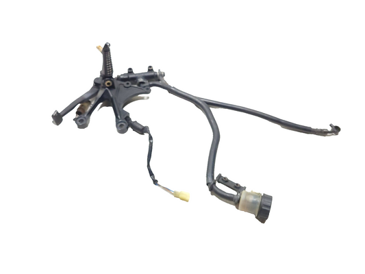 2007 Kawasaki Ninja Zx-6r Zx600  Rear Brake Master Cylinder W/ Footrest Assy OEM