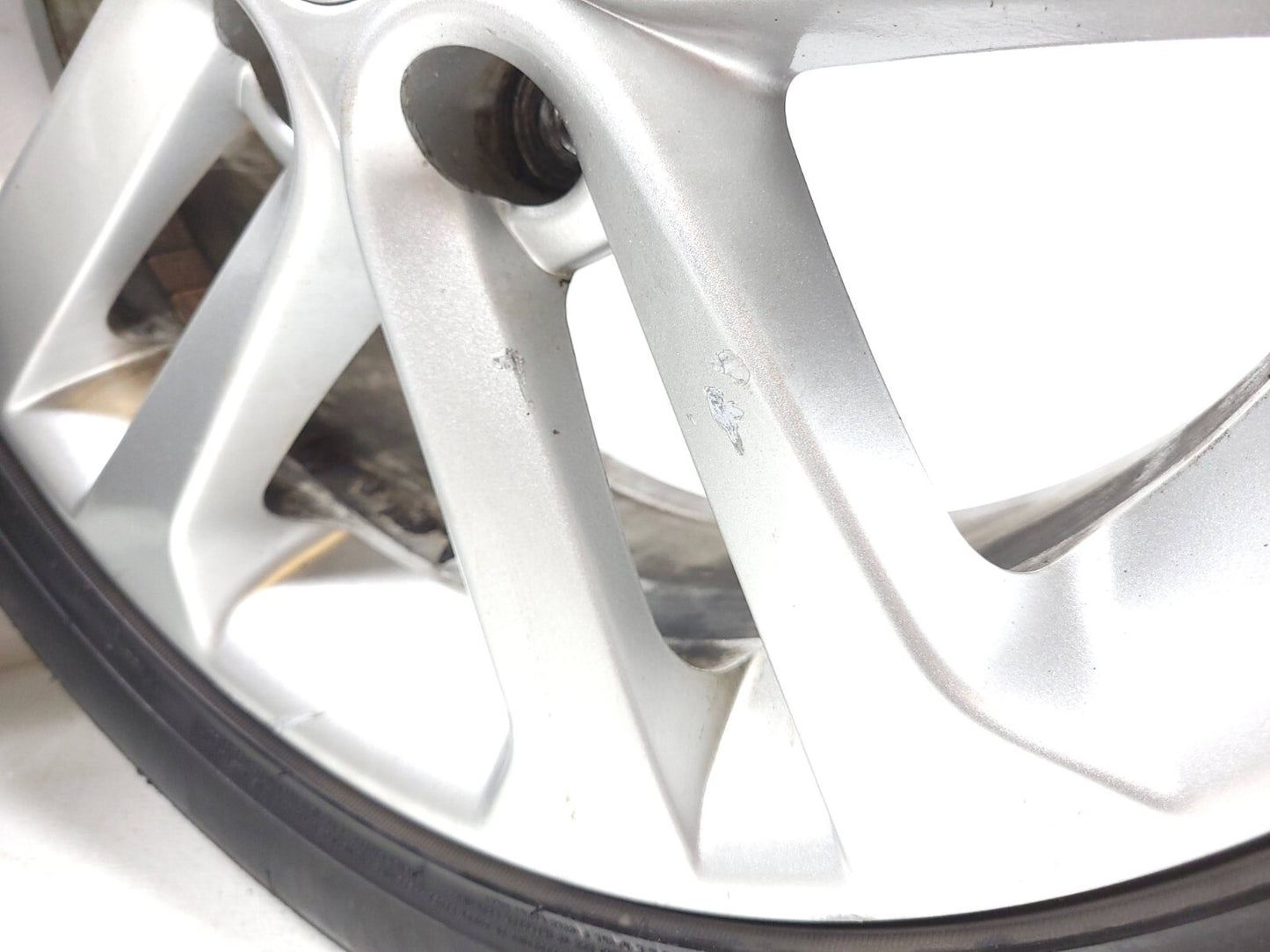 2012 Nissan Rogue Wheel Rim W/ Tire 215/55r17 8.5/32" Pair OEM