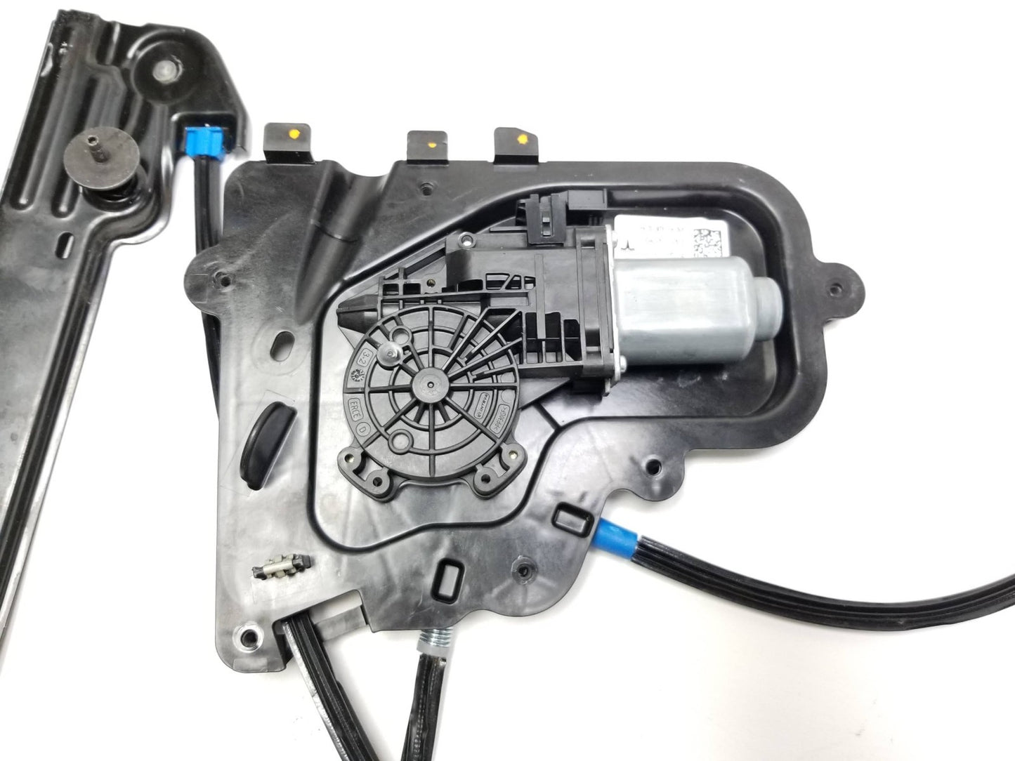 2021 Tesla Model 3 Front Passenger Door Window Regulator Motor OEM