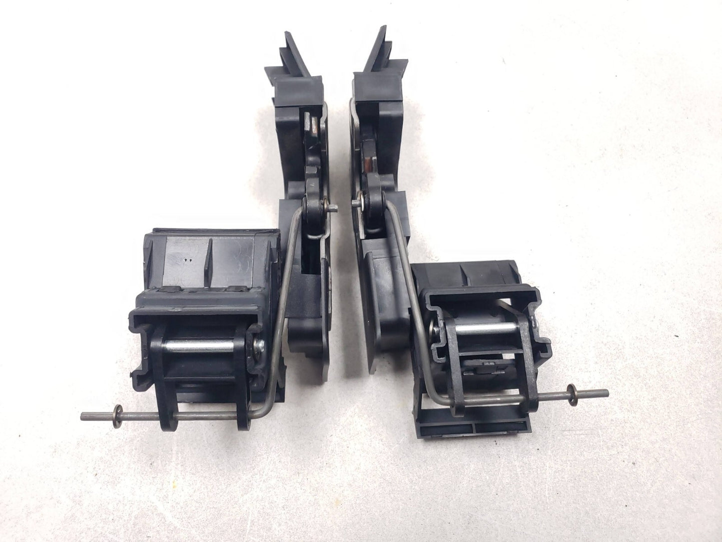 2007 Range Rover Rear Seat Trim Cover & Lock Lever Latch Set OEM