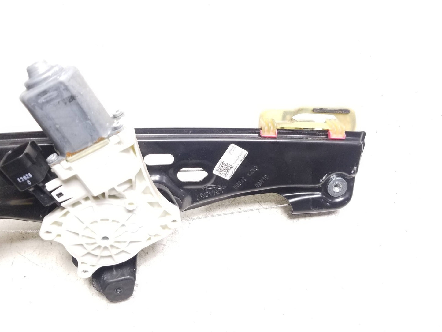 2017 Jaguar Xe Rear Passenger Side Right Door Window Regulator OEM
