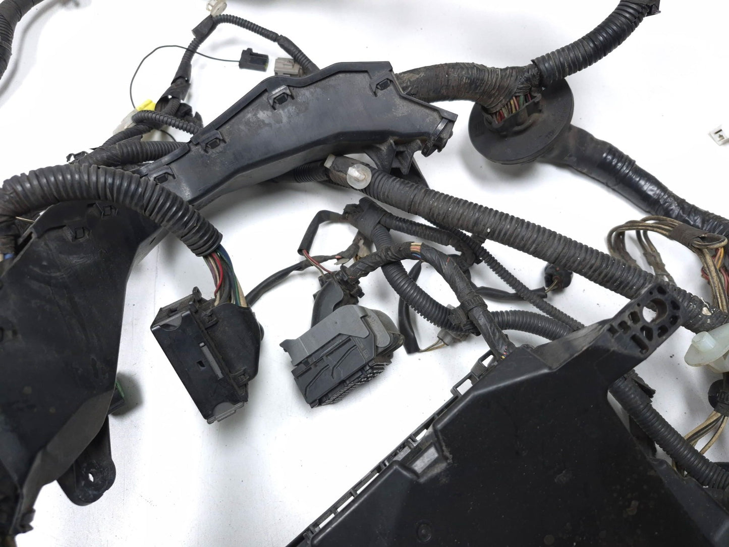 2011 Scion Tc Engine Wire Harness W/ Fuse Box OEM