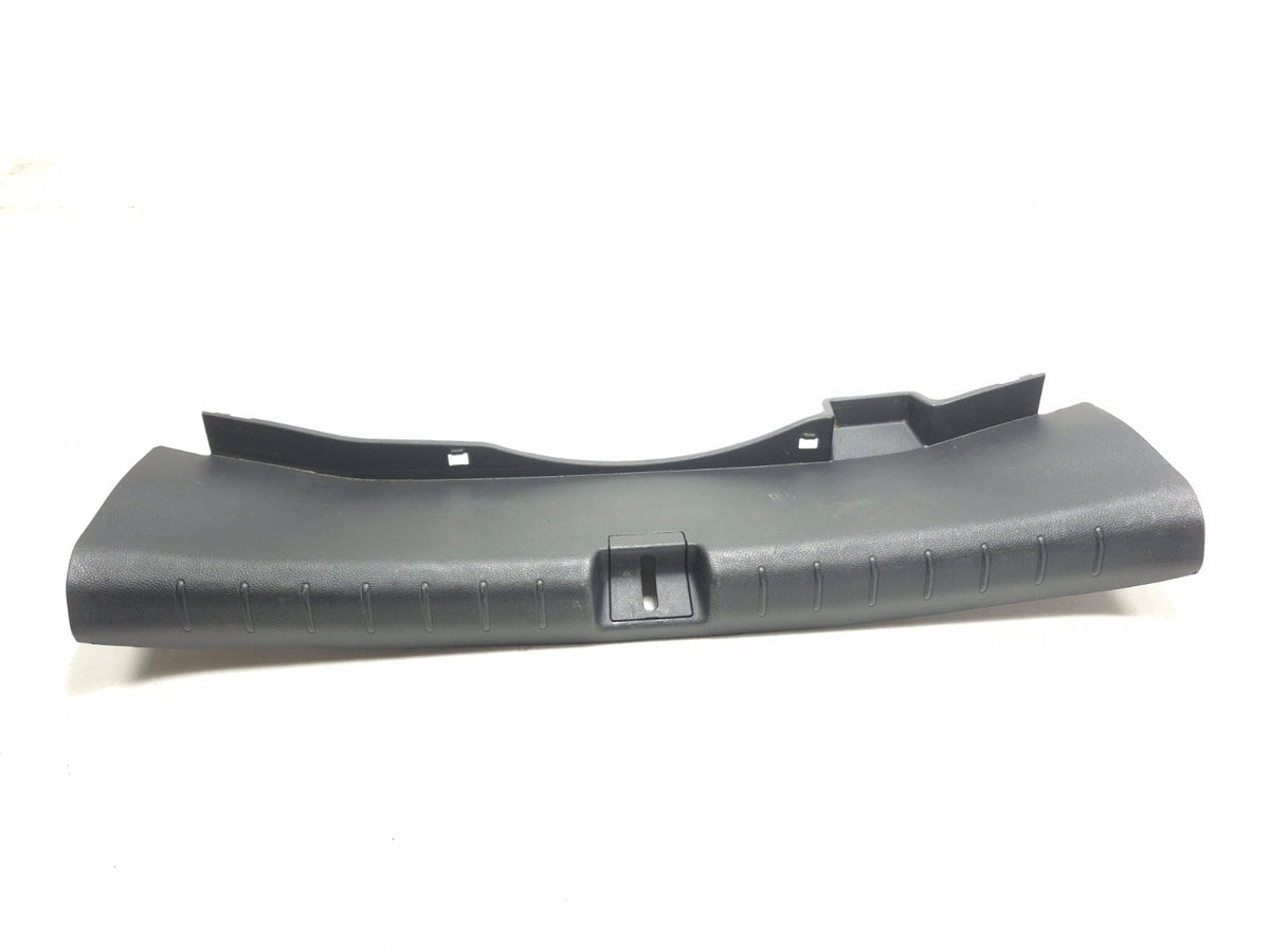 2017 Honda Accord Rear Trunk Scuff Sill Plate  84640-t2a-a01za OEM